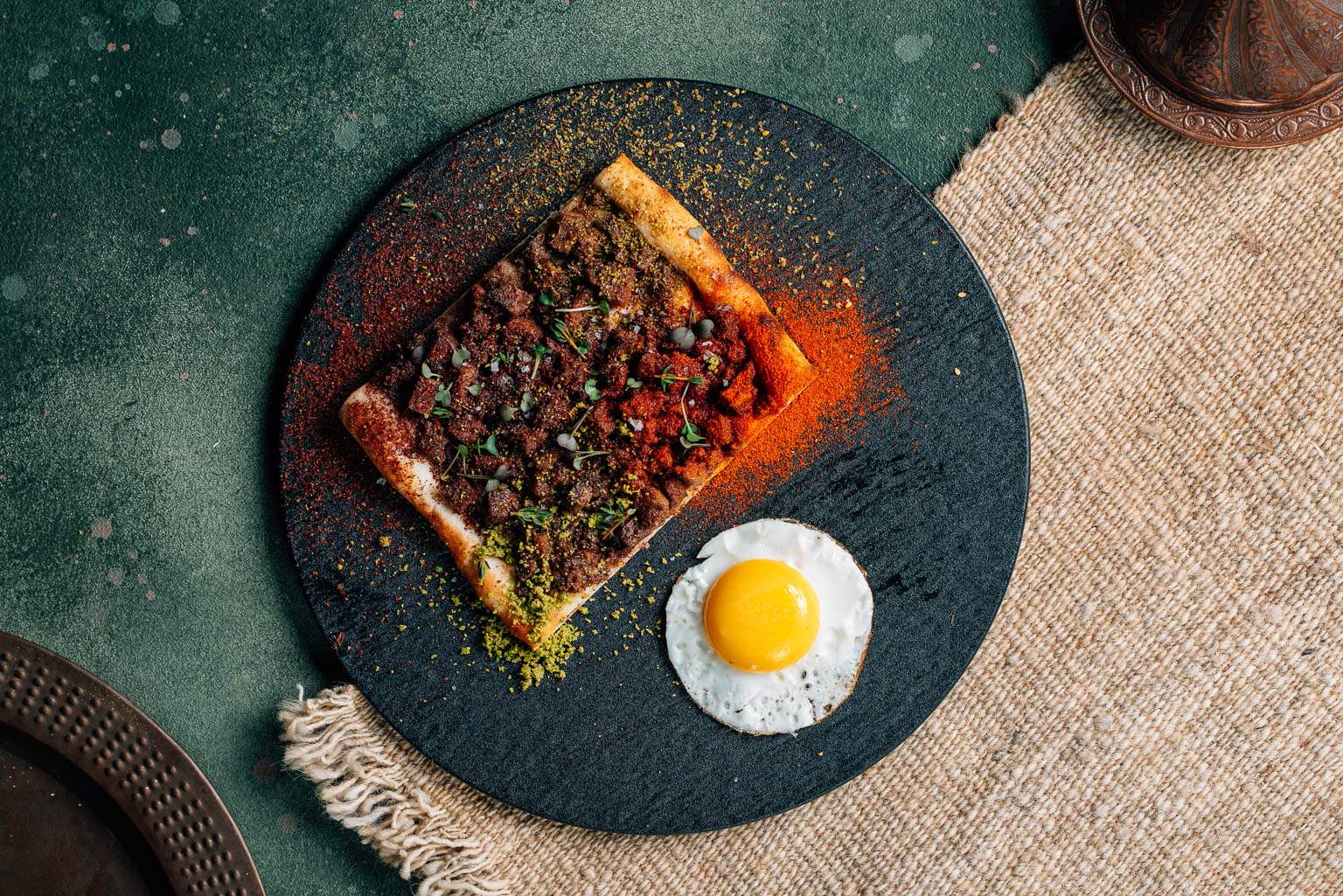 Egg Kavurma Pide